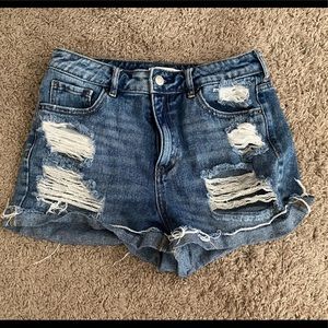 PACSUN DISTRESSED MOM SHORTS